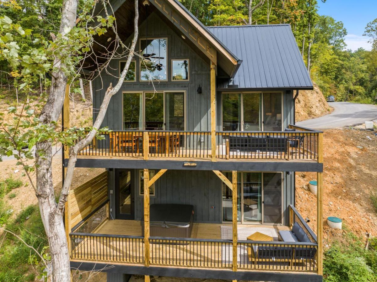 Cozy Cove Retreat W Lake View Hot Tub Firepit Dandridge Extérieur photo